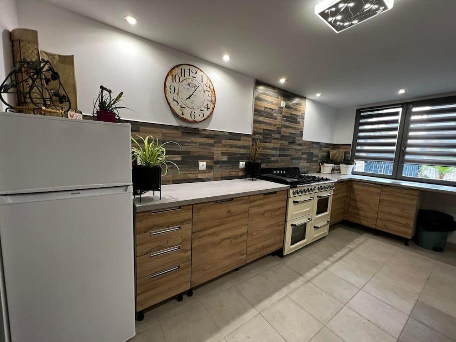 Gite A La Ferme Avec Jacuzzi Et Piscine Chauffee Saint-Felix-de-Tournegat Luaran gambar